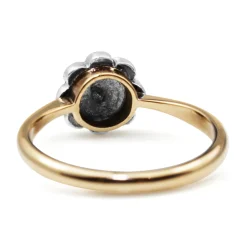 9ct Gold and Silver Antique Pearl Daisy / Flower Ring