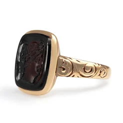 9ct Rose Gold Antique Garnet Intaglio Signet Ring