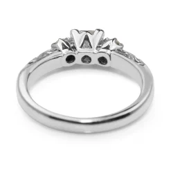 18ct White Gold 3 Stone Diamond Ring
