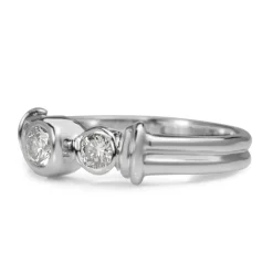 18ct White Gold 3 Stone Diamond Ring
