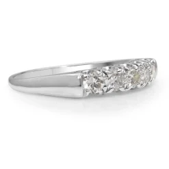 14ct White Gold 5 Stone Diamond Ring
