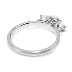 18ct White Gold 3 Stone Diamond Ring