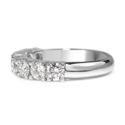 14ct White Gold 7 Stone Diamond Ring