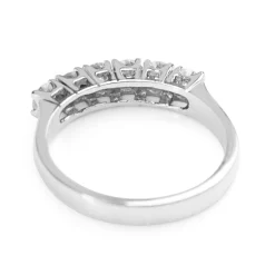 18ct White Gold 6 Stone Diamond Ring
