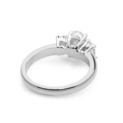 18ct White Gold 3 Stone Oval Diamond Ring