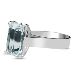 9ct White Gold and Platinum Vintage Aquamarine Solitaire Ring