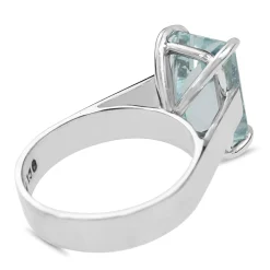 9ct White Gold and Platinum Vintage Aquamarine Solitaire Ring