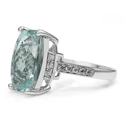 18ct White Gold Aquamarine and Diamond Ring