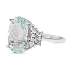 18ct White Gold Aquamarine and Diamond Deco Style Ring