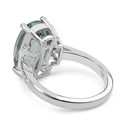 18ct White Gold Aquamarine and Diamond Ring