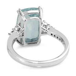 18ct White Gold Aquamarine and Diamond Ring