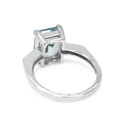 18ct White Gold Aquamarine and Diamond Ring