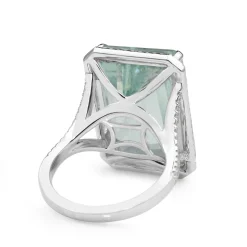 18ct White Gold Aquamarine and Diamond Ring