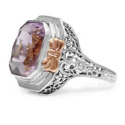 18ct White Gold Art Deco Amethyst Filigree Ring with Rose Gold Detail