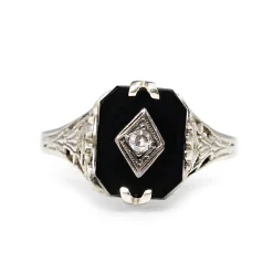 10ct White Gold Art Deco Onyx and Diamond Ring