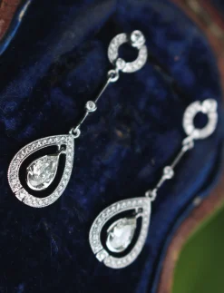 18ct White Gold Art Deco Style Diamond Drop Earrings