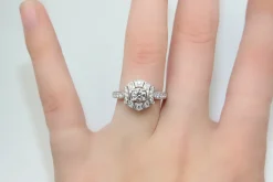18ct White Gold Art Deco Style Diamond Ring