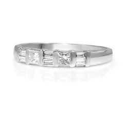 18ct White Gold Baguette and Princess Cut Diamond Band