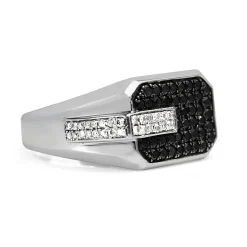 18ct White Gold Black and White Diamond Ring