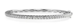 9ct White Gold 1.00ct Hinged Diamond Bangle