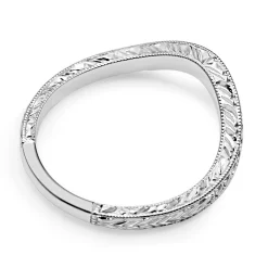 18ct White Gold Curved Diamond Band with Engraving