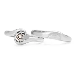 18ct White Gold Curved Wedding Band