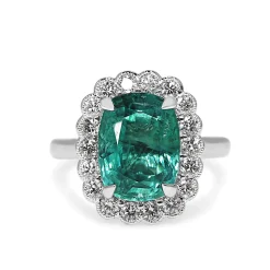 18ct White Gold Cushion Cut Emerald and Diamond Daisy Style Ring
