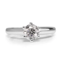 18ct White Gold Diamond 6 Claw Solitaire Ring