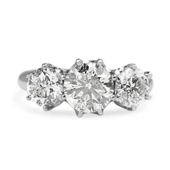 18ct White Gold Diamond 3 Stone Ring