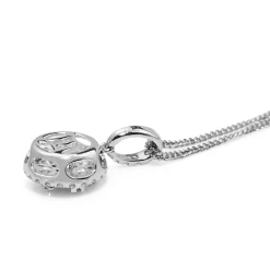 18ct White Gold Diamond Cluster Pendant