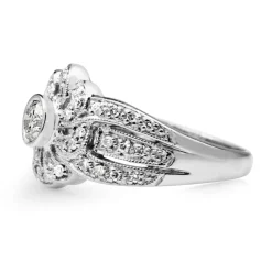 18ct White Gold Diamond Daisy Style Ring