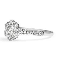 9ct White Gold Diamond Daisy Ring