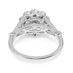 18ct White Gold Diamond Daisy Ring