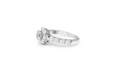 14ct White Gold Diamond Halo Cluster Ring