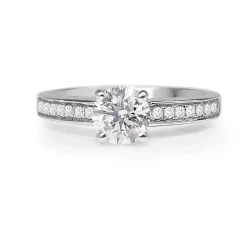 18ct White Gold Diamond Solitaire Ring