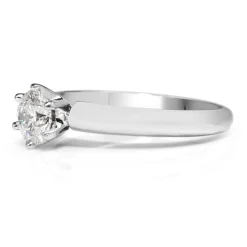 18ct White Gold Diamond Solitaire Ring