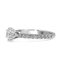 18ct White Gold Diamond Solitaire Ring