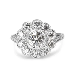 18ct White Gold Edwardian Style Diamond Daisy Ring