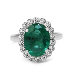 18ct White Gold Emerald and Diamond Daisy Style Ring