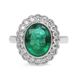 18ct White Gold Emerald and Diamond Daisy Ring