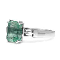 18ct White Gold Emerald and Baguette Diamond Ring