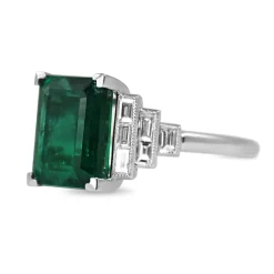 18ct White Gold Emerald and Diamond Deco Style Ring