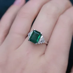 18ct White Gold Emerald and Diamond Deco Style Ring