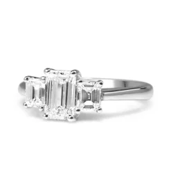 18ct White Gold Emerald Cut 3 Stone Diamond Ring