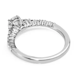 14ct White Gold Graduated Diamond Ring