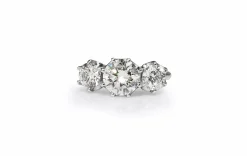 18ct White Gold Large 3 Stone Diamond Ring