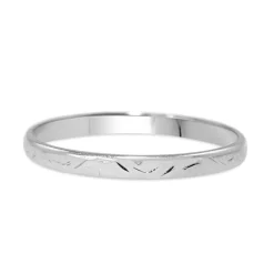 18ct White Gold Lightly Engraved 1.9mm Band Ring
