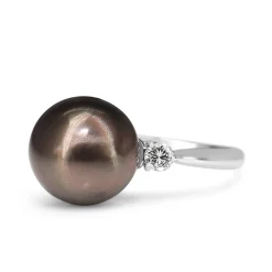 18ct White Gold 11mm Tahitian Pearl and Diamond Ring