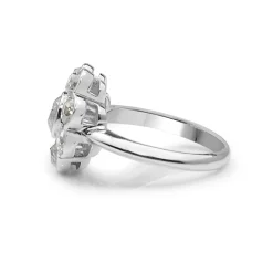 18ct White Gold Old Cut Diamond Daisy Ring