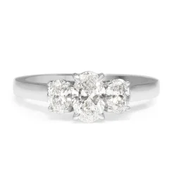 18ct White Gold Oval 3 Stone Diamond Ring